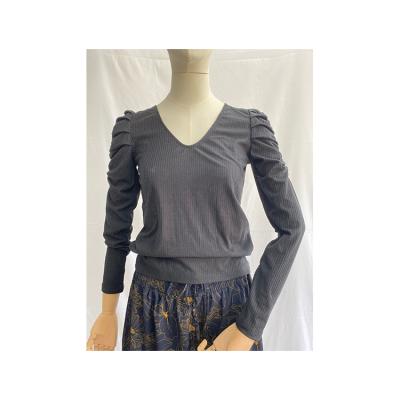 China 2021 Breathable China Rib Pleat Sleeve T V-Neckline for sale