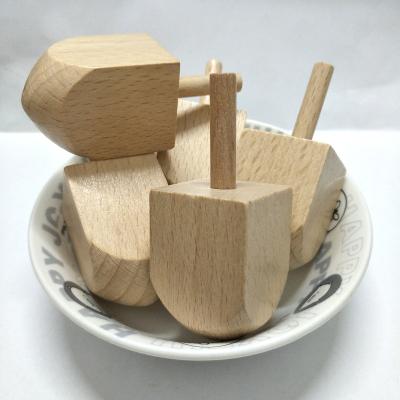 China Mini Wooden Spinning Top Toys Traditional Wooden Spinning Up Toy Child Beech Wood Spinning Top for sale