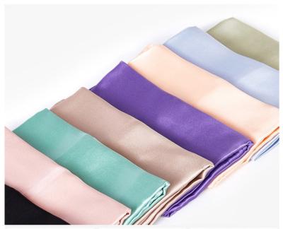 China Anti-Static Super Soft Silk Pillowcase 22mm 100% Mulberry Silk Pillowcase Gift Sets Accept Customization for sale