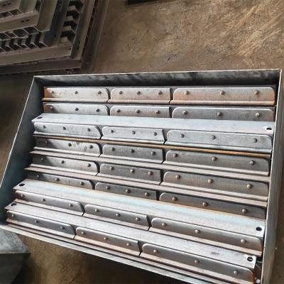 China Furnace Grate Bars Boiler Auxiliaries Spare Parts Left Beam For Cross Beam Grate Stoker for sale