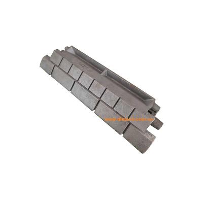 China Hotels Cast Iron L329mm Grate Bar For Small Flake Chain Grate Fire Oven In Factory Price for sale