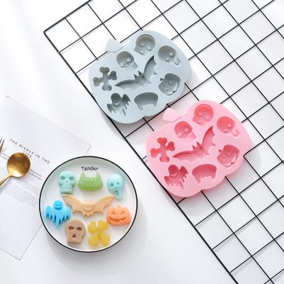 China 2021 New Halloween Listing 8 Cavities Heat Resistant Baking Mold Silicone Mold Viable Cake Mold for sale