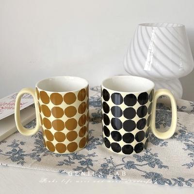 China Viable Retro Wave Point Couple French Office Home Coffee High Temperature Ceramic Milk Mug for sale