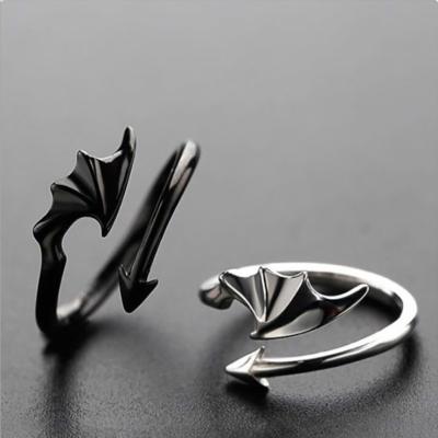 China FASHIONABLE Metal Retro Punk Style Devil Angel Wing Ring Lovers Evil Vampire Wing Adjustable Rotation Rings 2021 Joints Ring for sale