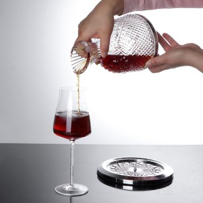 China Wholesale Unique Embossed Crystal Modern Bar Glass Bar Decanter Whiskey Decanter Set for sale