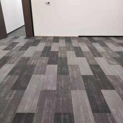 China Factory direct commercial 50 x 50 modern pp loop pile carpet tufted hotel or office flooring carpet tile for sale