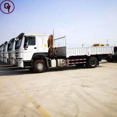 China Heavy duty TRUCK CRANE sinotruk 4x2 howo boom truck crane 20ton sale for sale