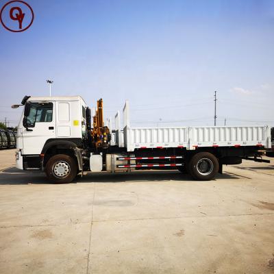 China Hot-Sale TRUCK CRANE for HOWO Folding Arm Truck Type 10t Mounted Crane for sale