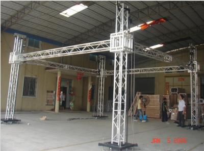 China Lightness Box Truss Aluminium Trusses Hanging Music Equipment Restaurant Decoration for sale