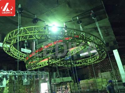 China Truss de aluminio de rotación y elevación ligero para DJ Booth y escenario de actuación en venta