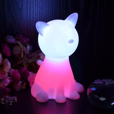 China Good Modern Design BSCI Mini Portable Personalized Cat Shaped Night Light for Nursery for sale