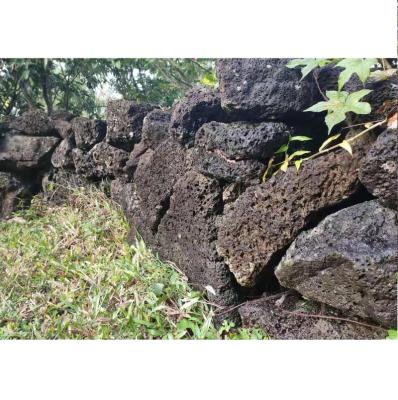 China European Antique and Retro Buildings Bulk Wholesale Natural Chinese Lava Stone Volcanic Stone for Sale for sale