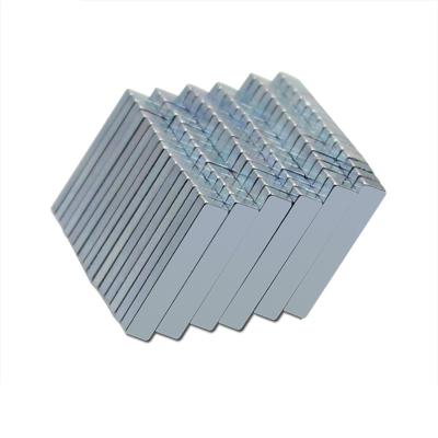 China Customized Powerful Neodymium Bar Magnets With Nickel Zinc Epoxy Coating for sale