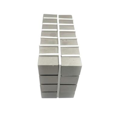 Chine Magnétes rectangulaires super forts de qualité YXG-30 à vendre