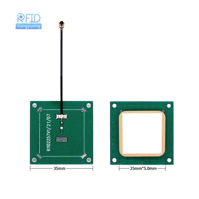 China 35*35*5mm UHF 915MHZ RFID Reader Patch Vehicle Mounted Positioning Directional Ceramic Antenna Without Cable and Board for sale