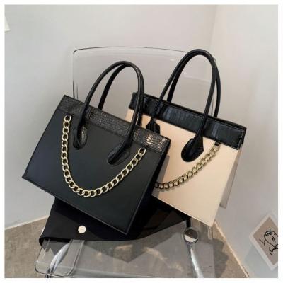 China New Chains Design Fashion Croccodle Handbag Chains Large Capacity Bags PU Structured Leather Handbag For Ladies High Quality Handbags for sale