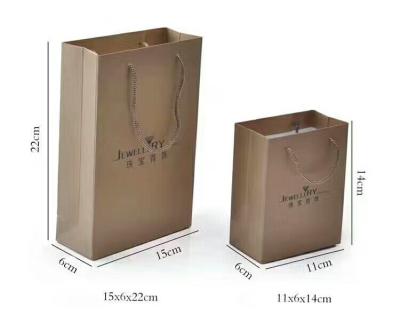 China High Brightly Jewelry Gift Bags HS Code 4819300000 Made From Kraft Paper for sale