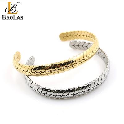 China Latest Design Stainless Steel Nice Cuff Bracelet Fashion Trendy Personalized Fashionable High Quality Guaranteed for sale