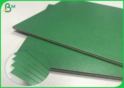 Cina cartone spesso liscio solido 1.8mm del Libro Verde di 1.2mm 1.5mm per la rilegatura di libro in vendita