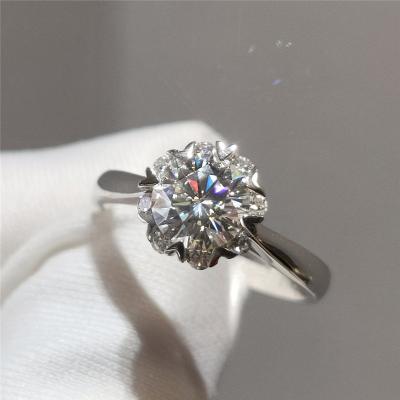 China CLASSIC 18K White Gold 1 Carat Diamond Test Past Best Quality D Cut Brilliant Color Moissanite Snowflake Shape Ring Gemstone Jewelry for sale