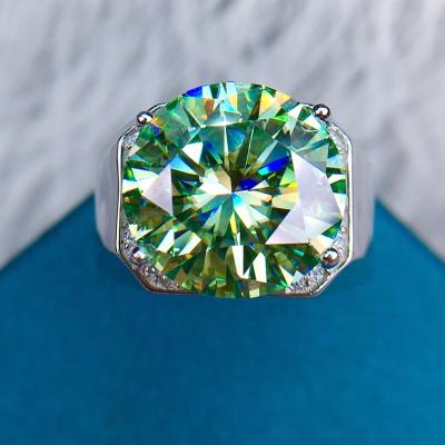 China CLASSIC Men's Original 10 Carat Silver 925 Cut Diamond Test Past Green Moissanite Ring Brilliant Gemstone Jewelry Excellent for sale