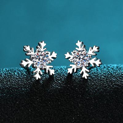 China CLASSIC Silver 925 Original Diamond Test Past Brilliant Cut Total 0.6-2 Carat Sparkling Snowflake Moissanite Stud Earrings for Women for sale