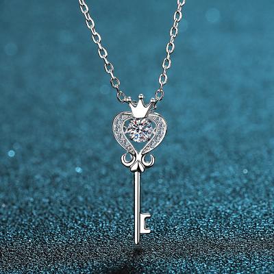 China Romantic 925 Silver Diamond Test Past Brilliant Cut Original 0.3 Carat D Color Moissanite Key Crown Necklace Gemstone Pendant Jewelry for sale