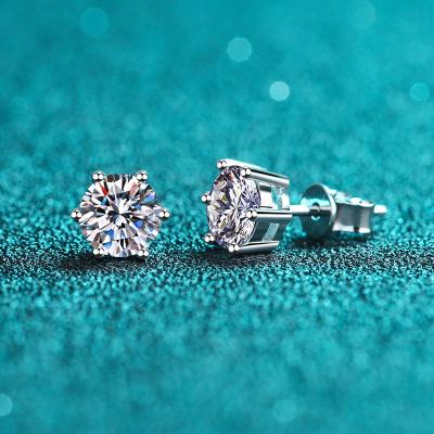 China Original CLASSIC Claws 6 925 Total 2 Carat Diamond Test Round Brilliant Cut Gemstone Moissanite Silver Sparkle Stud Earrings for sale