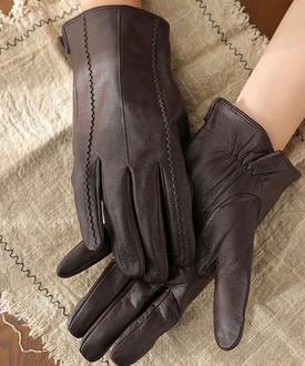 Chine Gants de mode de dames de filles, gants en cuir d'entraînement d'agneau accessoire de costume à vendre