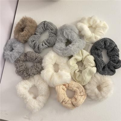 China Oversized Tie Big Fashion Winter Hair Scrunchies Elastic Bands Hair Accessory For Women for sale