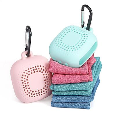 China Portable Microfiber Mini Outdoor Sports Travel Fitness Promotion Towel QUICK DRY With Silicone Bag for sale