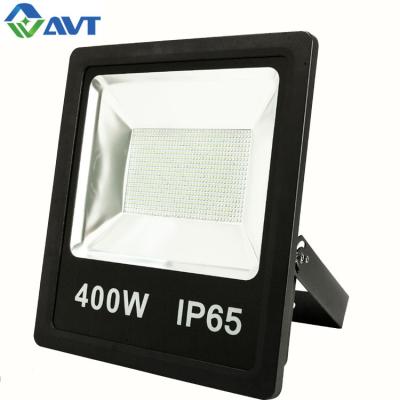 China Hot Selling High Lumens Outdoor Garden Floodlight IP67 50W 100W 200W 300W LED Flood Spot Light For Garden for sale