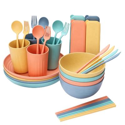 China Wheat Stored Wholesale Viable Straw Material Bowls Cups Plates 32 Pieces Set Tableware Knife Fork Spoon Portable Heat Dinnerware Set for sale