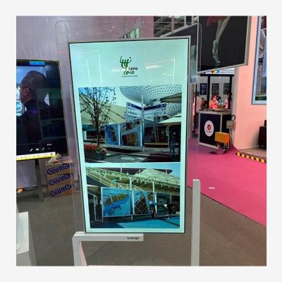 中国 Indoor vertical double sided screen advertising machine floor-standing led screen indoor advertising display 販売のため