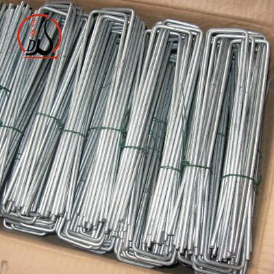 China Landscape Turf Staple Turf Staple Galvanized U Type Wire Fence / U Type Sod Staple Nail for sale