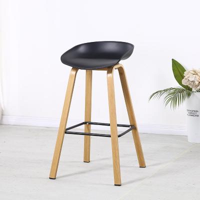 China Contemporary hot sale industrial modern restaurant black metal leg pp sit high bar stool chair for sale