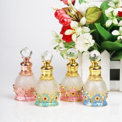 China Customized Wholesale Eco-friendly Recyclable Dubai Perfume Bottle 15ml Tattoo Color Cosmetics Glass Essential Oil Pink Bottle for sale