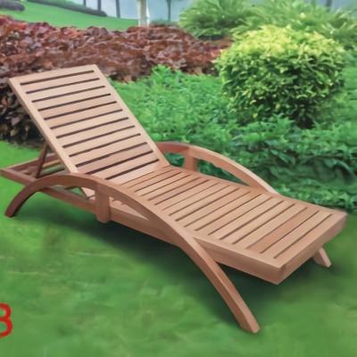 China Manufacturer Folding Beach Lounge Chair Reclinable Wooden Beach Chair for sale