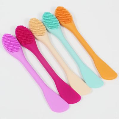 China Flat Brush 2-in-1 Silicone Face Mud Mask Brush Applicator for Cream Moisturizer and Lotion Cleansing for sale