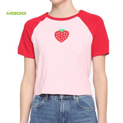 China MGOO red and pink raglan custom cotton graphic t-shirt sexy crop girls strawberry crop anti-wrinkle tee for sale