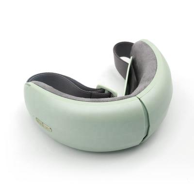 China Rechargeable Comfortable Heating Face Massager Portable Eye Massager With Music for sale