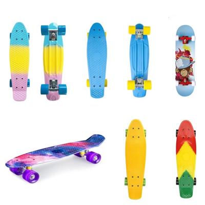 China Adult Customized Design Skateboard For Kids/Men Outdoor Longboard With Plastics Bracket From Shenzhen Factory for sale