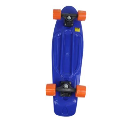 China Youth Skateboard Cheap Desktop OEM LOGO 22INCH Plastic Fish Skateboard For Outdoor Kids for sale