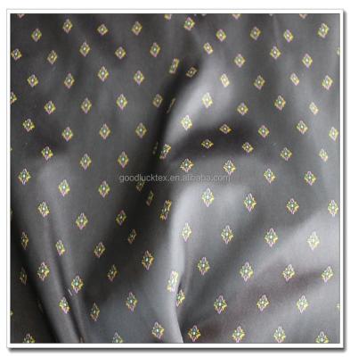 China Antistatic 100% Polyester Lining Fabrics For Mens Suits Shoes Scratching Material for sale