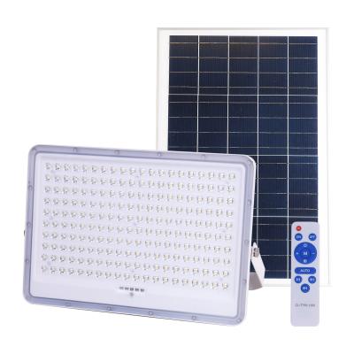 China Hot Selling 50W Outdoor 100W 150W 200W Sports Stadiums Led Flood Light With Large Capacity Remote Control Solar Battery Solar Flood Light for sale