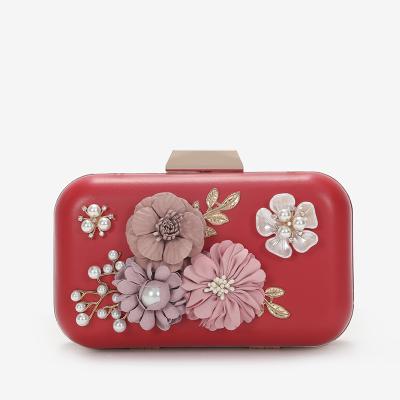 China PU Fashion Handmade Flowers Pearl Ladies Wedding Bridal Purse Women's Party Messenger Clutch Bag Evening Bags for sale