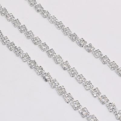 China Wholesale Crystal Rhinestone Chain Trimming Bling Crystal Chain For Garments LSRT998 from Flatback for sale