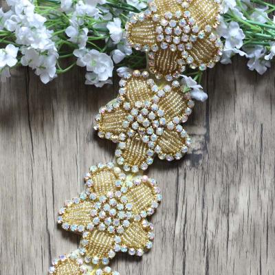 China Wholesale Crystal Rhinestone Chain Trimming Bridal Sash Rhinestone Trim Applique Wedding Sash Garment Accessories Nickel Free RC705101 for sale