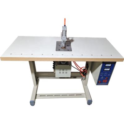 China Hot Sales Semi Automatic Ultrasonic Welding Machine Price of Easy Operation Mouthpieces Spot Welder for sale