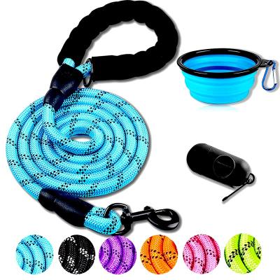 China Factory Direct Sale Reflective High Quality Dog Traction Rope Dog Leash Dog Harness And Leash For Pet Supplies for sale